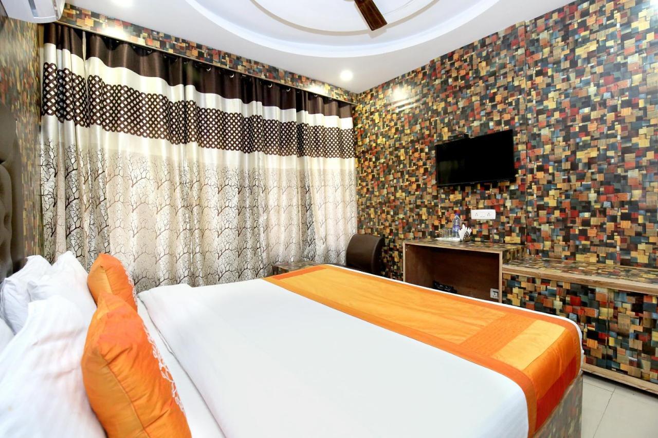 Oyo 8622 Hotel Grand Inn Chandīgarh Extérieur photo
