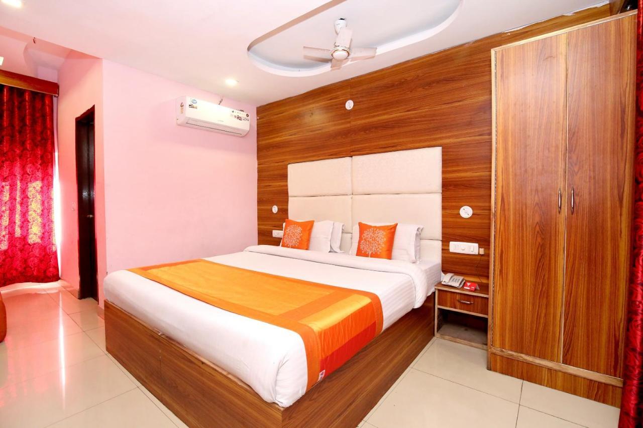 Oyo 8622 Hotel Grand Inn Chandīgarh Extérieur photo